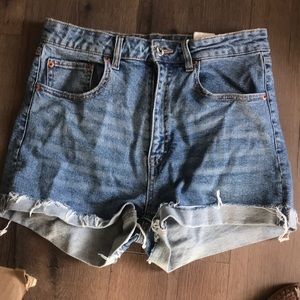 H&M high waisted Denim Shorts